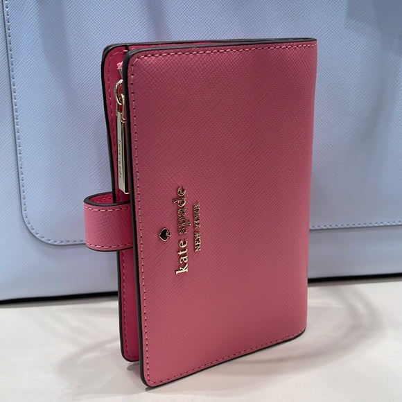 Kate Spade Madison Medium Compact Bifold Wallet
Blossom Pink
NWT - Picture 2 of 16